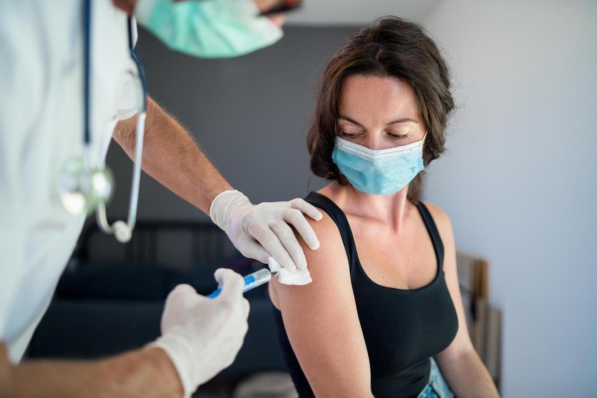 f55119_08d69c43a3fe4279a937a78d98cd82dbmv2 Un cabinet médical suisse refuse de vacciner contre le coronavirus