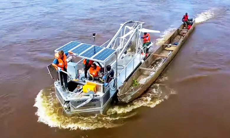 f55119_2057e614aae4429e8addd40ac0ecbb25mv2 “Le kWh le moins cher d’Afrique” : une hydrolienne flottante conçue dans le Finistère