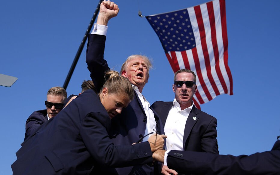 f55119_78fba890310c4441b84976015555be44mv2 Attentat contre Trump: deux analyses opposées