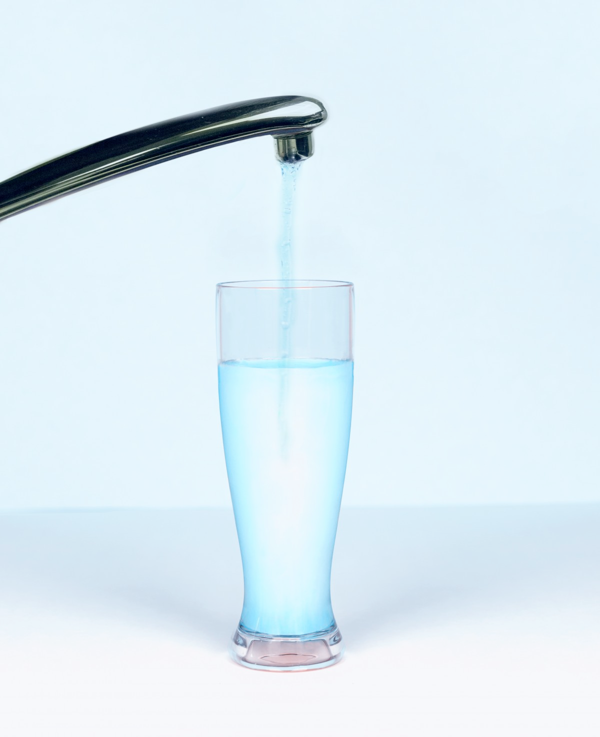 f55119_a39747ed745f484a82c611d115e92695mv2 Obtenir de l'eau filtrée au robinet