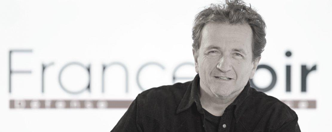 f55119_b5612d9c38e242679d2d5fb7f3337e9emv2 "Avec Hold-Out, on donne des informations que les médias n’ont pas données" Pierre Barnérias