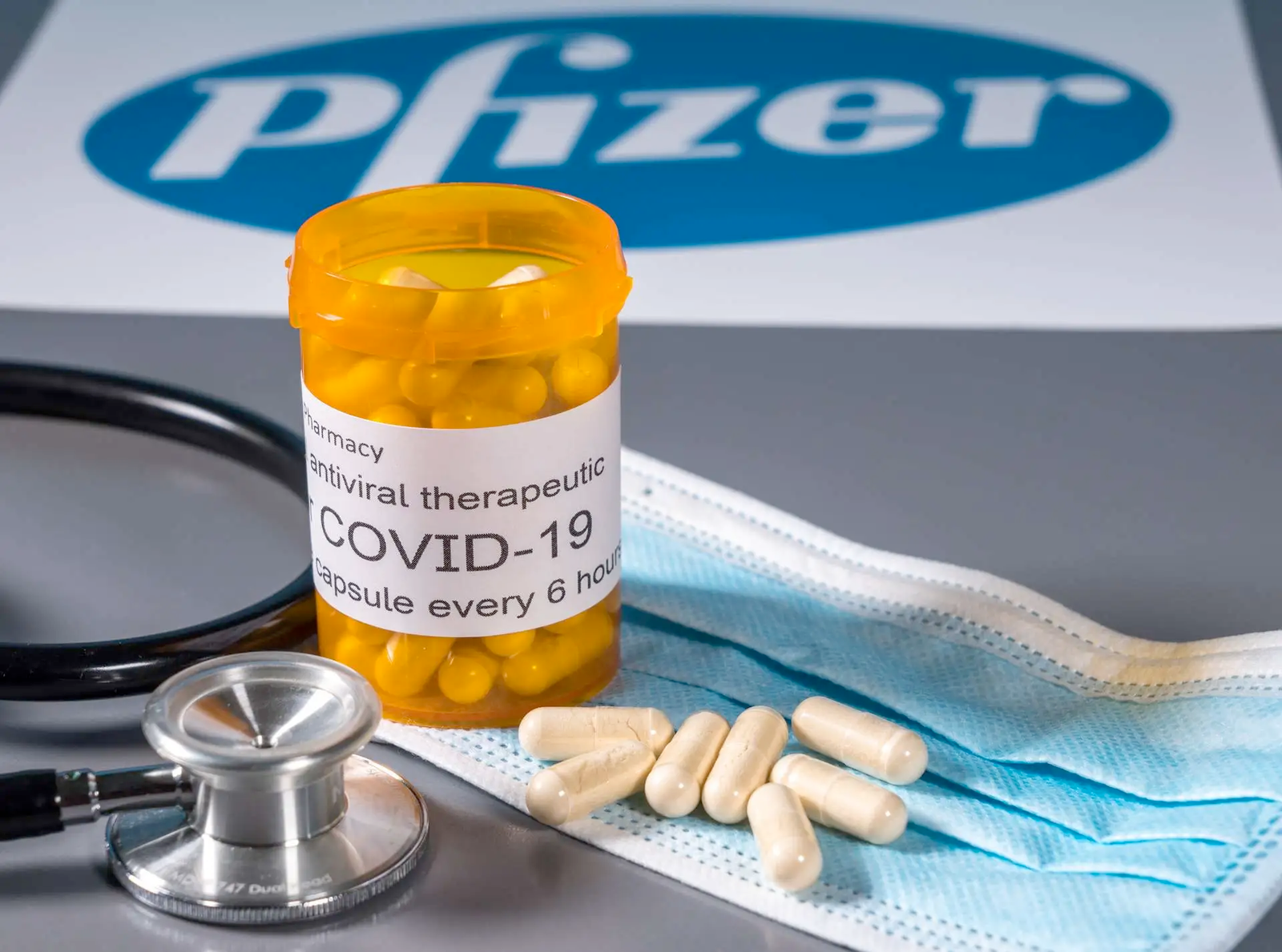 f55119_cca96f758178432fa7120f8d7a3a4898mv2 Pfizer lance l’étude finale pour un médicament anti Covid-19 qui ressemble étrangement à l’Ivermecti