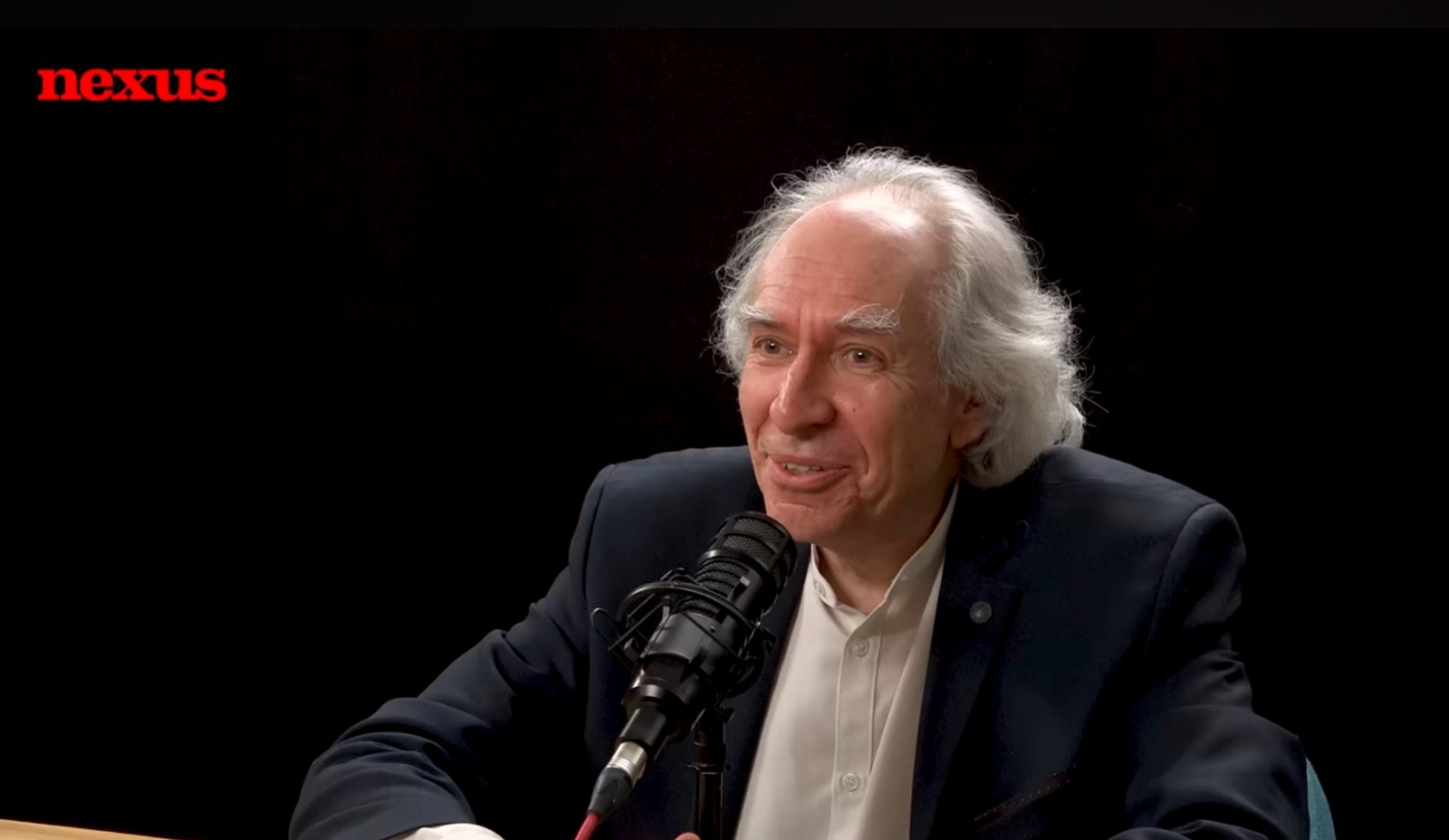 f55119_e9db2260eae843618ce27c8ac44f9139mv2 Comment l’oligarchie nous manipule en jouant sur nos émotions